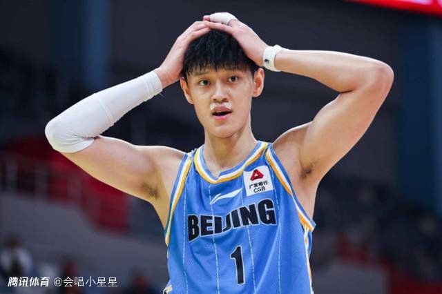 女生尿尿的视频